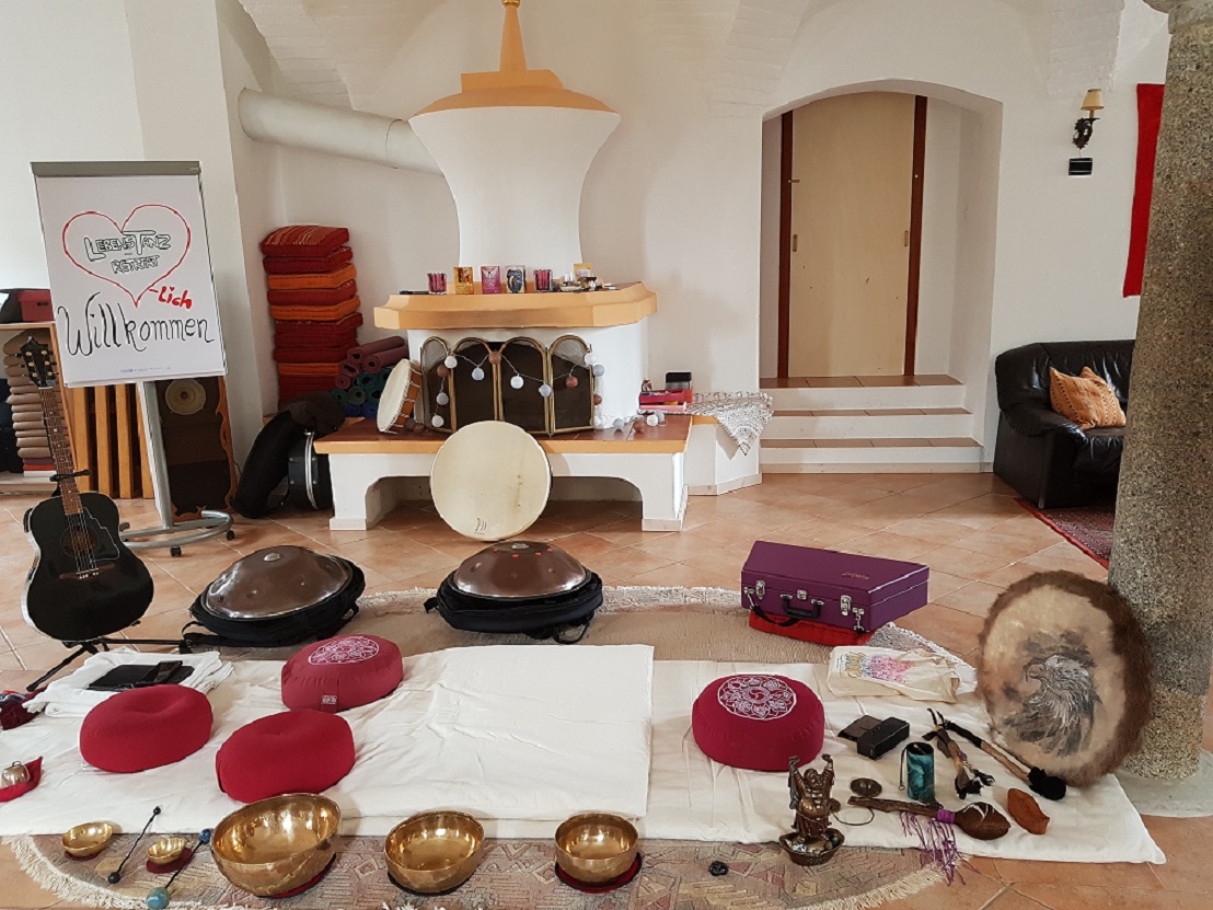 Lenzwald Retreat Seminarraum Gertraud Kneilling_Peter Scherbanowitz_Seminare_Retreats_Workshop